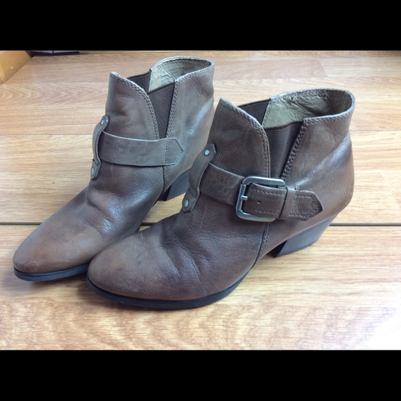 Franco Sarto Shoes - Franco Sarto Women's Leather Ankle Boots Size 6M